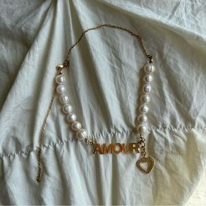 Vanessa Mooney \\ “AMOUR” gold & pearl necklace